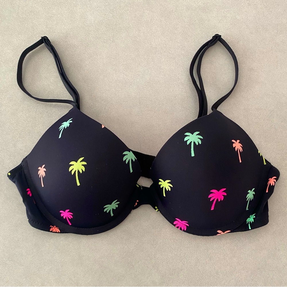 NWOT Victoria’s Secret PINK Bra size 34B